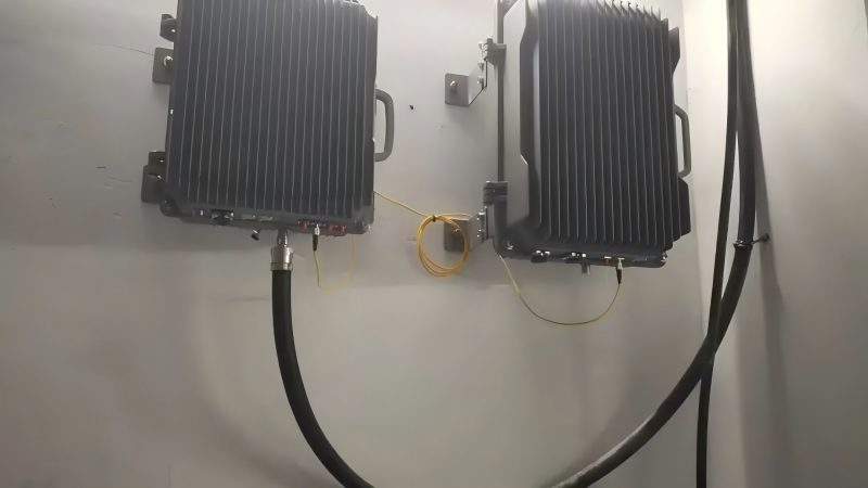 https://www.lintratek.com/lintratek-kw35a-mgcagc-multi-band-90db-gsm-signal-amplifier-powerful-repeater-5km-rural-areas-2g-3g-4g-lte-coverage-ultra-high-power-gain-mobile-signal-booster-900-1800-2100mhz-amplifier-commercial-o-product/