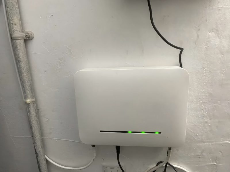 https://www.lintratek.com/chinese-wholesale-lintratek-technologically-advanced-dual-5g-mobile-network-repeater-with-alc-70db-high-performance-mobile-network-booster-with-antenna-kit-for-elevatorhomesmall-business-product/